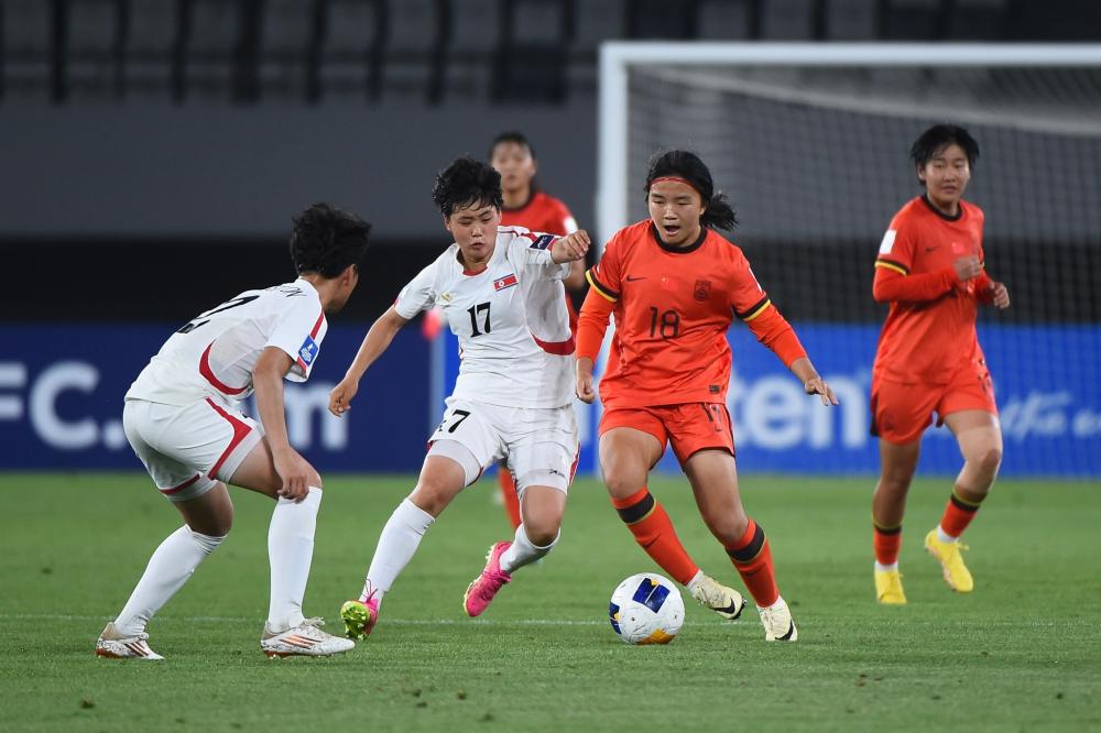 从全能中场到时代中场价值与战术影响解析